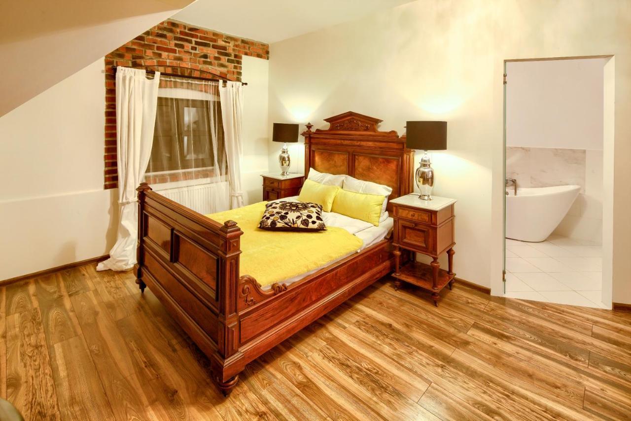 Folwark Bialych Bocianow Guest House Kamionka  Ngoại thất bức ảnh